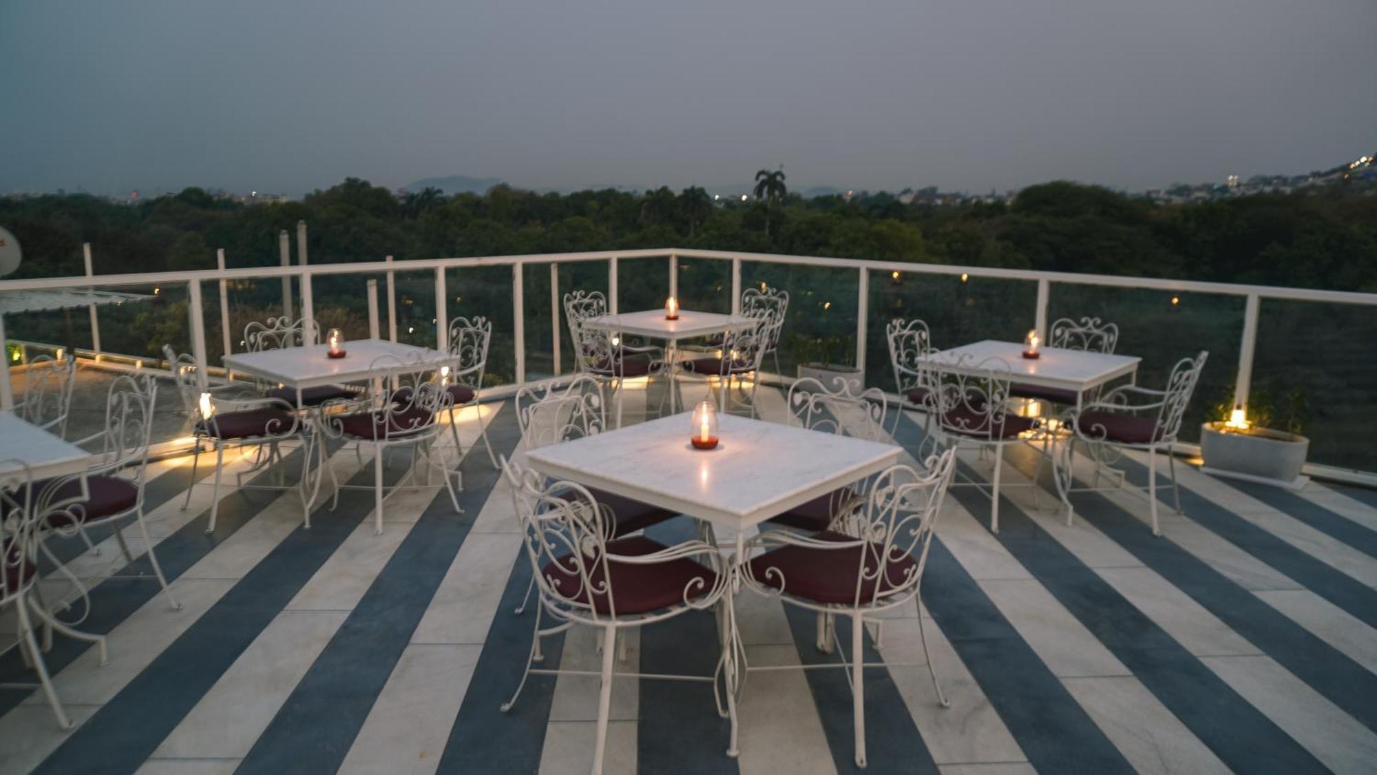 Hotel Naren Villa Udaipur Exterior foto